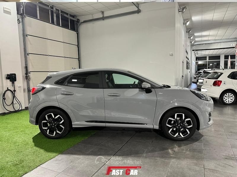 Usata Ford Puma ST-Line 124 CV (91 kW) 2020 Grigio SUV