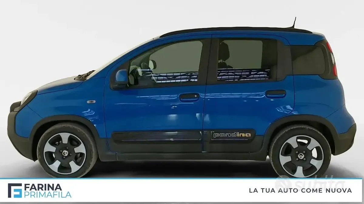 Usata Fiat Panda Cross Cross 70 CV (51 kW) 2025 Blu Utilitaria