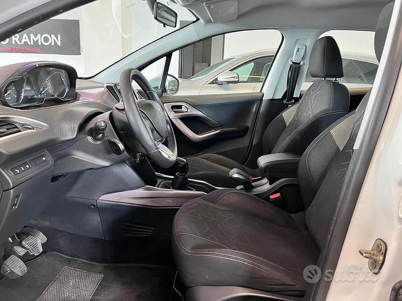 Usata Peugeot 2008 Active 92 CV (67 kW) 2014 Bianco SUV