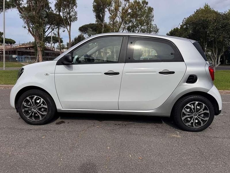 Usata Smart ForFour Superpassion 71 CV (52 kW) 2018 Utilitaria