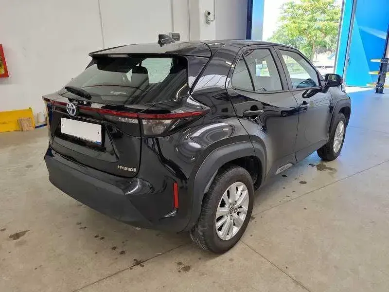 Usata Toyota Yaris Cross Business Edition 116 CV (85 kW) 2022 Viola SUV