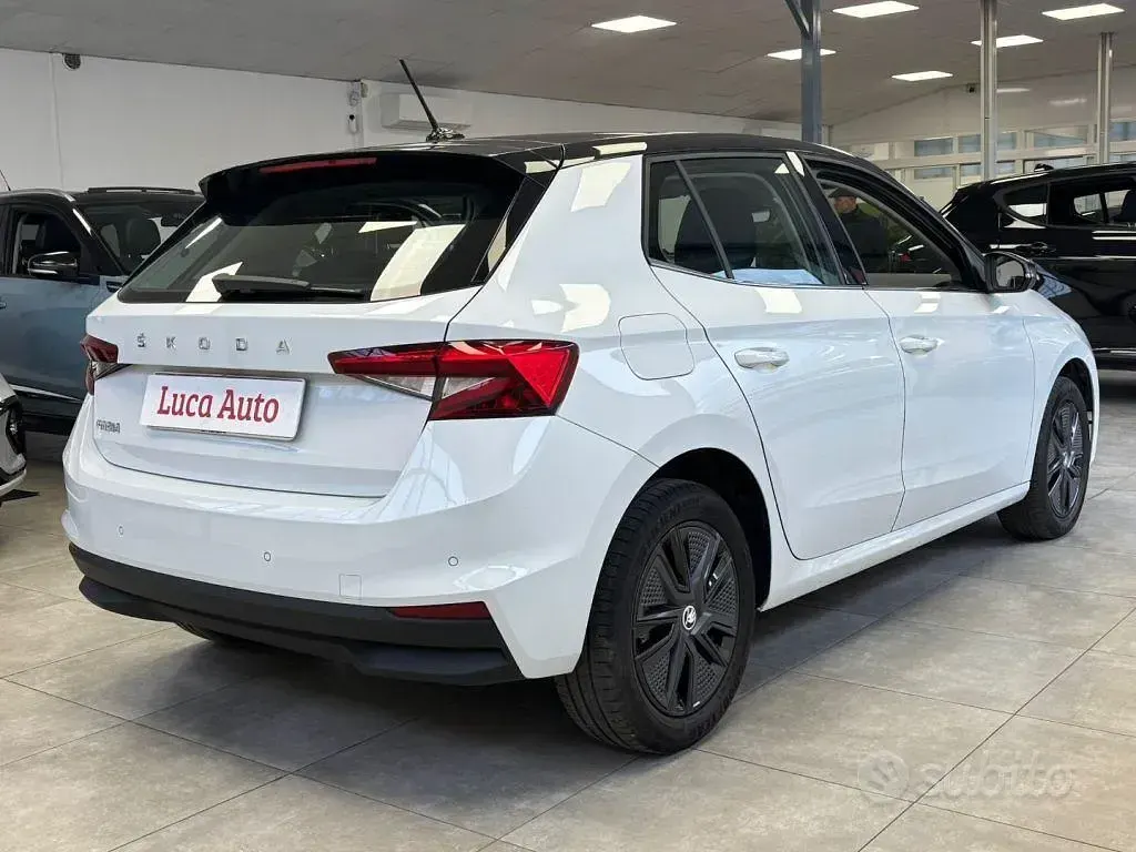 Usata Skoda Fabia 80 CV (58 kW) 2023 Bianco Utilitaria