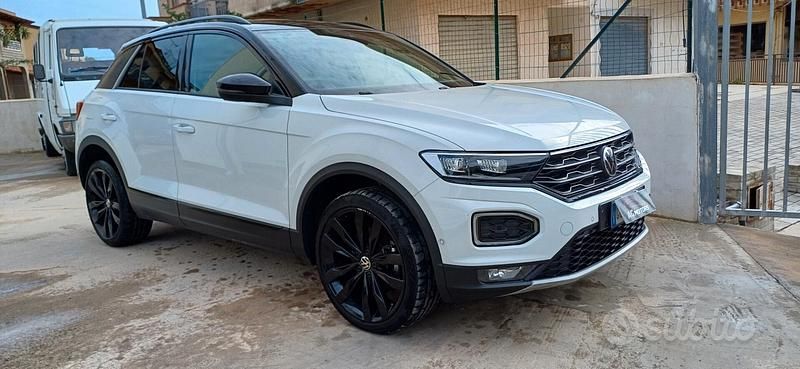 Usata VW T-Roc Edition 116 CV (85 kW) 2020 Bianco SUV