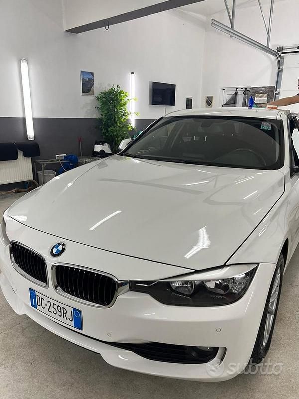 Usata BMW 318 150 CV (110 kW) 2015 Bianco Station wagon