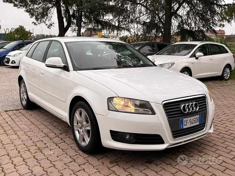Usata Audi A3 Ambition 105 CV (77 kW) 2009 Bianco Utilitaria