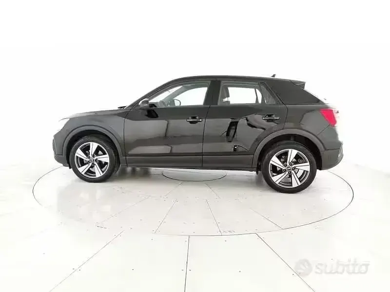 Usata Audi Q2 Admired 150 CV (110 kW) 2022 Grigio SUV