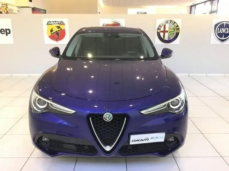 Gebraucht Alfa Romeo Stelvio Business 190 PS (139 kW) 2021 Blau SUV