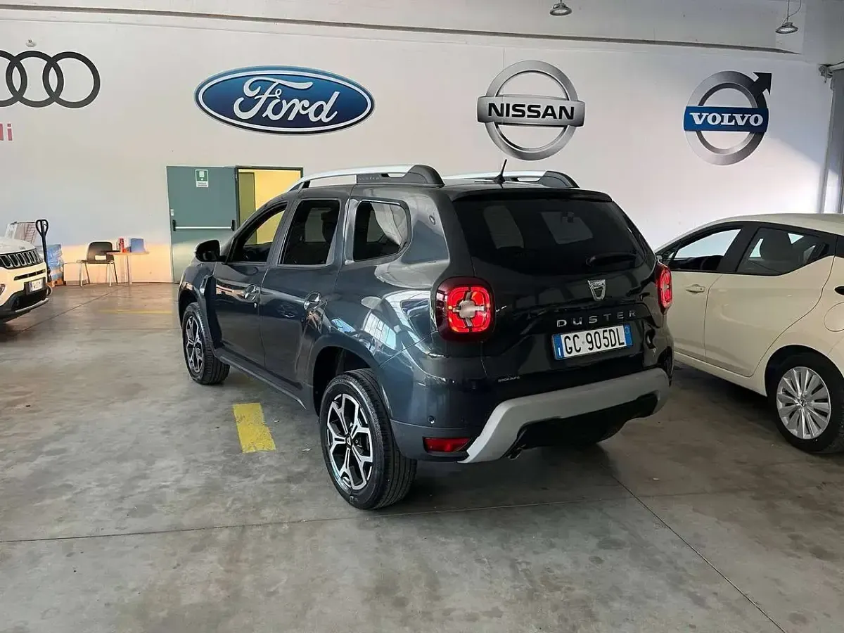 Usata Dacia Duster Prestige 101 CV (74 kW) 2020 Blu/azzurro SUV