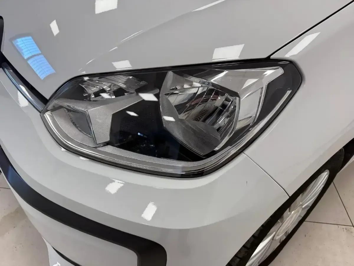 Usata VW up! Beats 65 CV (47 kW) 2021 Bianco Utilitaria