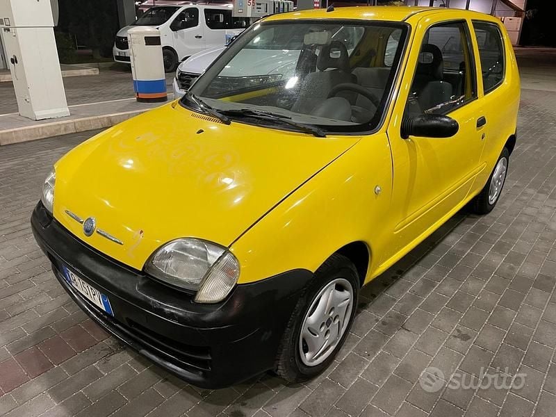 Marrone Usata 2006 Fiat 600 Tre volumi | 1550 € (Ottimo prezzo) - Immagine 1/4
