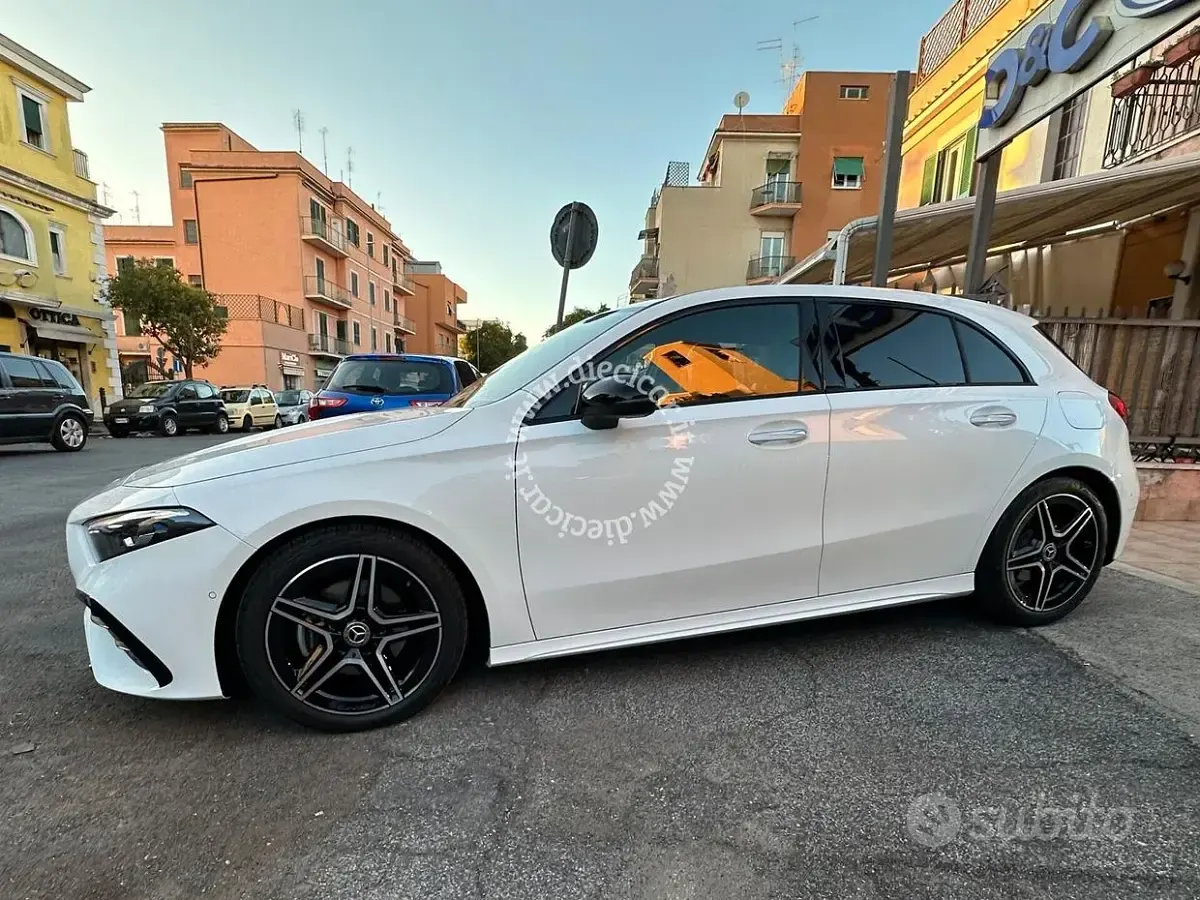 Usata Mercedes A180 AMG 116 CV (85 kW) 2025 Bianco Berlina