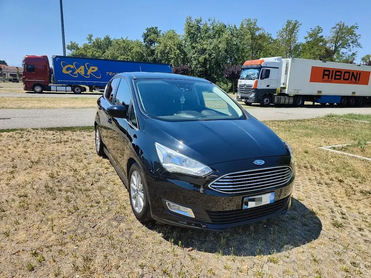 Usata Ford C-MAX Titanium S 125 CV (91 kW) 2019 Nero Monovolume