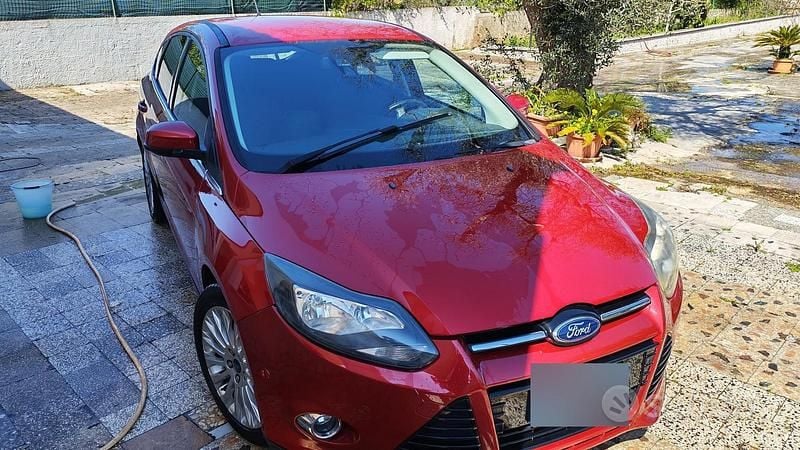 Usata Ford Focus 115 CV (84 kW) 2012 Rosso Berlina