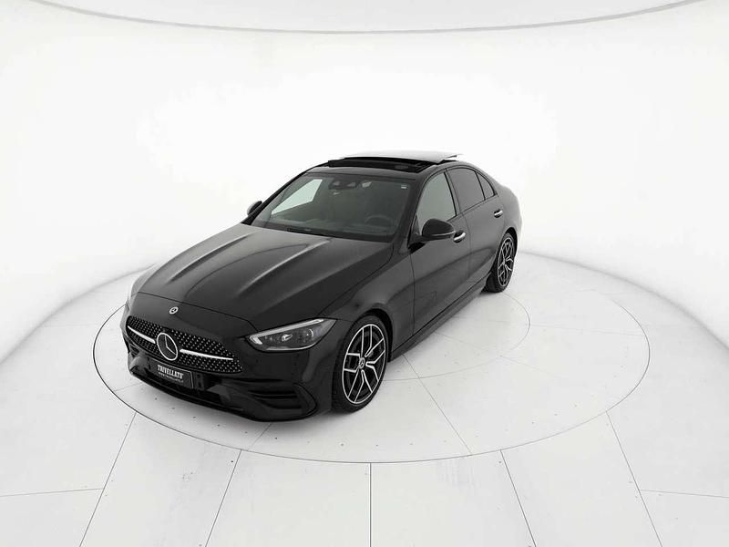Nero smeraldo metallizzato Usata 2024 Mercedes C300e Premium Plus Tre volumi | 49.800 € (Ottimo prezzo) - Immagine 1/4