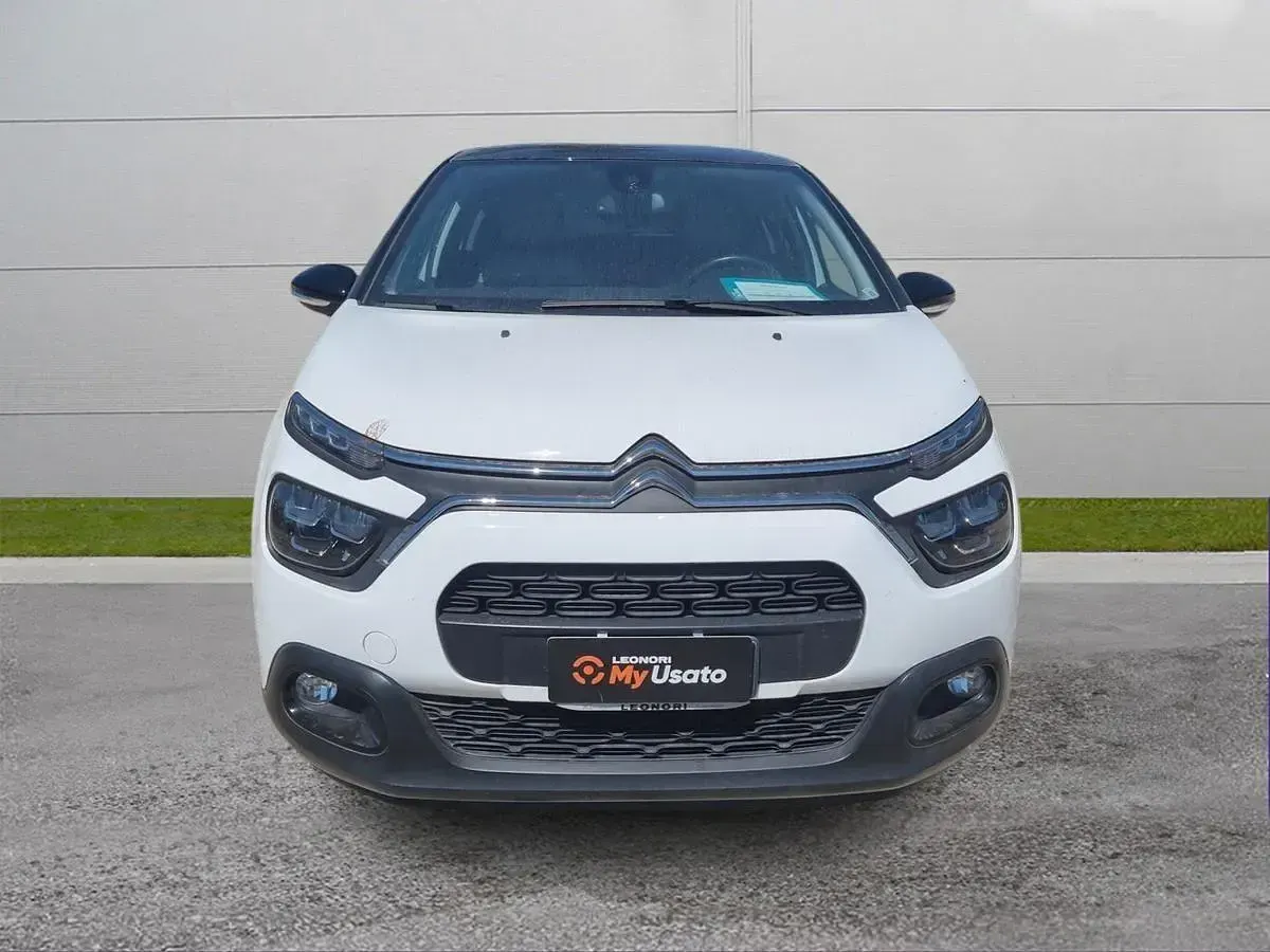 Usata Citroën C3 Shine 83 CV (61 kW) 2022 Bianco + tetto nero Utilitaria