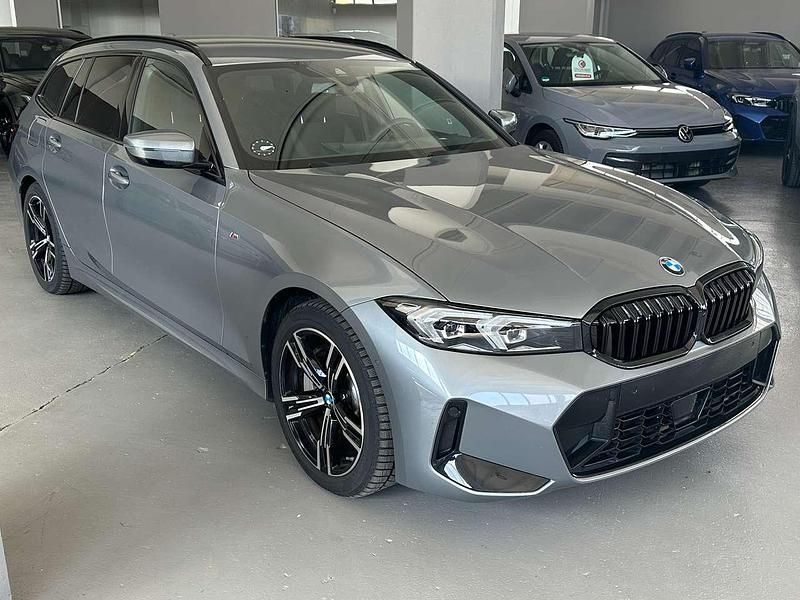 Usata BMW 330 M Sport 245 CV (180 kW) 2024 Skyscaper grey Station wagon