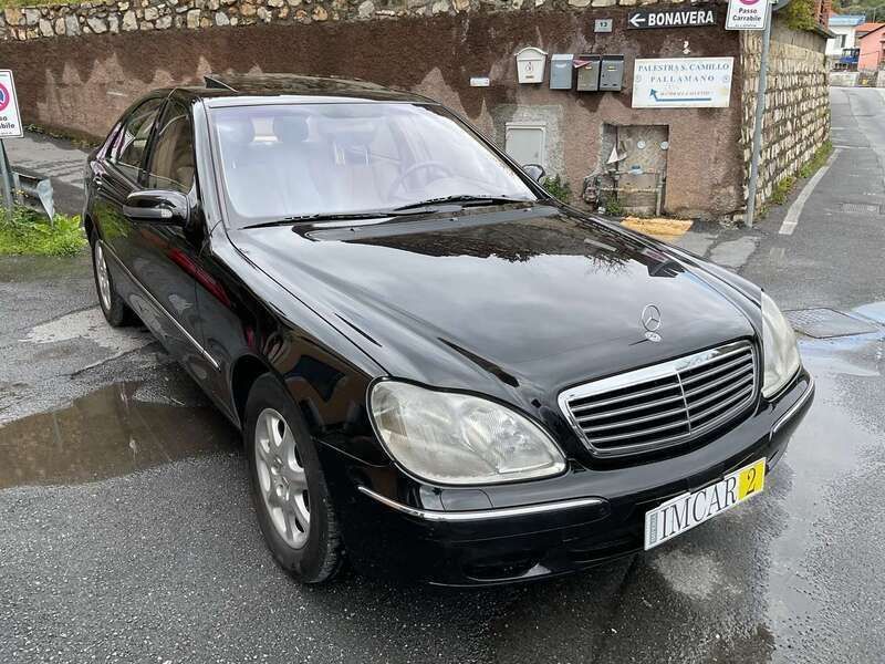 Usata Mercedes S500 306 CV (225 kW) 1998 Nero Berlina