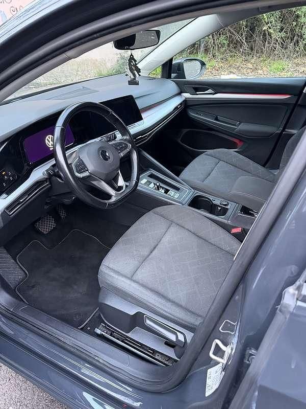Usata VW Golf VIII Life 110 CV (80 kW) 2020 Berlina