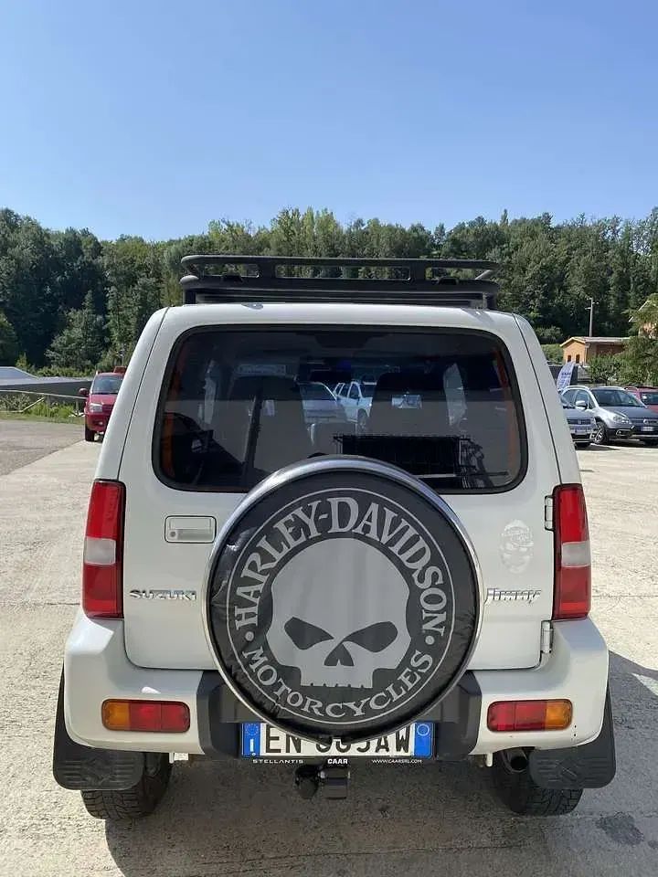 Usata Suzuki Jimny 86 CV (63 kW) 2012 Bianco SUV