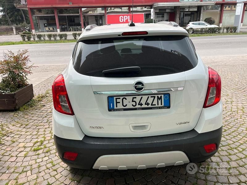 Usata Opel Mokka 140 CV (102 kW) 2016 Bianco SUV