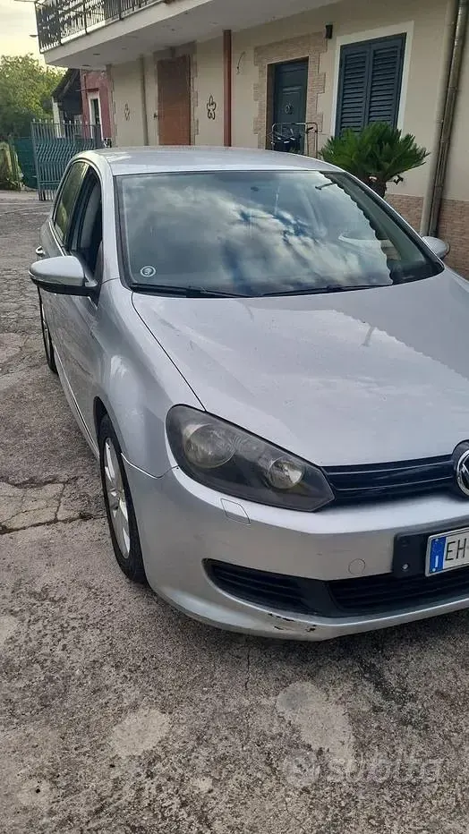 Usata VW Golf VI Edition 105 CV (77 kW) 2011 Grigio Utilitaria