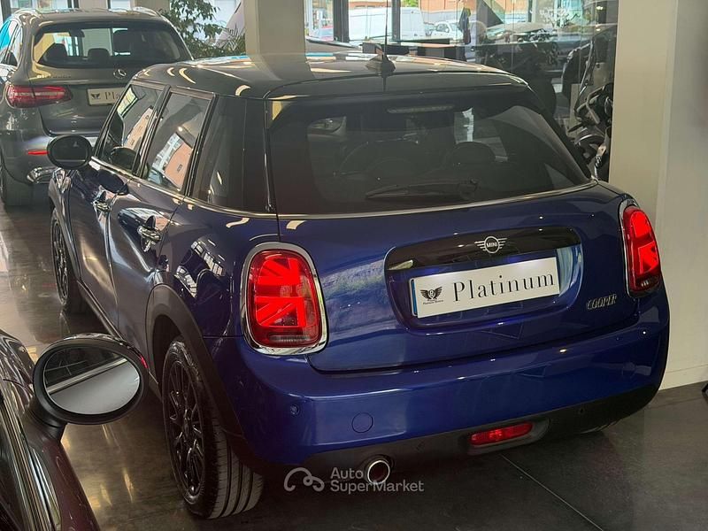 Usata Mini Cooper 136 CV (100 kW) 2020 Blu/azzurro Utilitaria