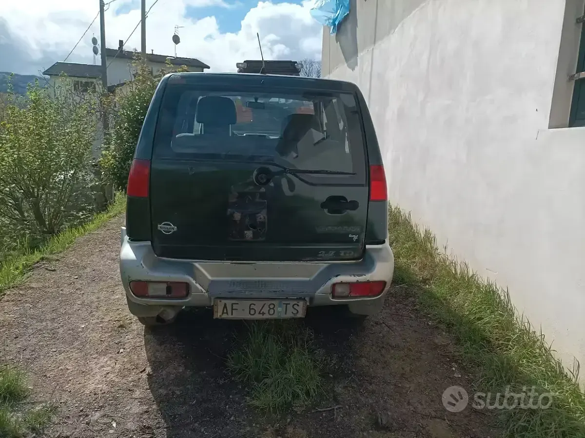 Usata Nissan Terrano 125 CV (91 kW) 1997 Verde SUV