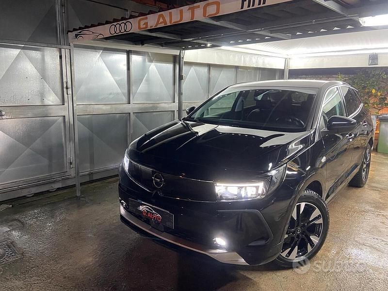 Usata Opel Grandland X GS Line 131 CV (96 kW) 2022 Nero SUV