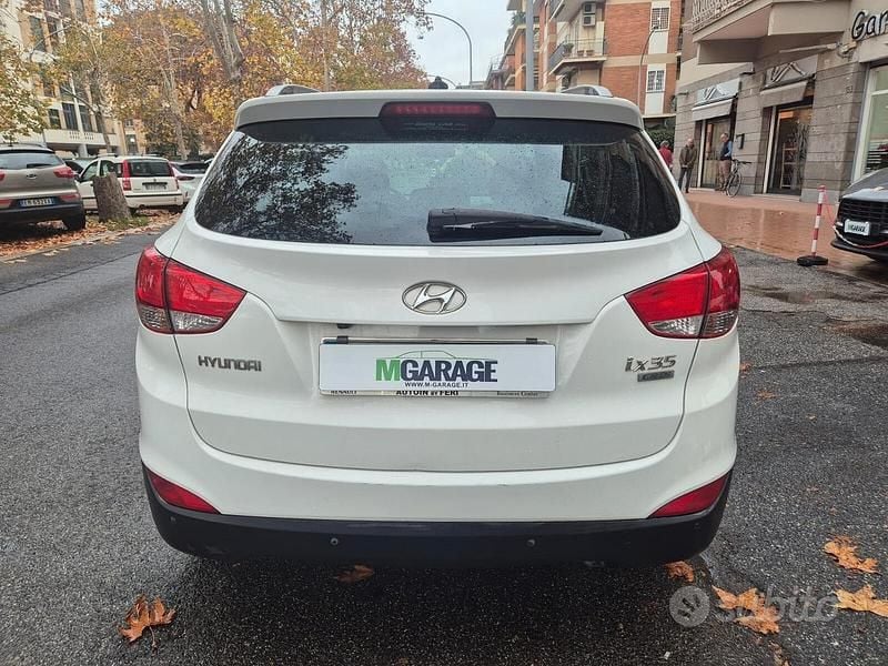 Usata Hyundai ix35 Xpossible 115 CV (84 kW) 2014 Bianco SUV