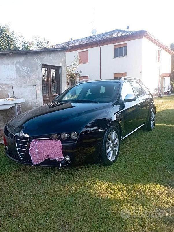 Usata Alfa Romeo 159 170 CV (125 kW) 2011 Nero Berlina