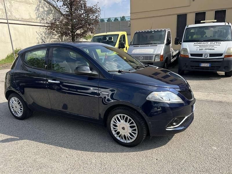Usata Lancia Ypsilon Platinum 69 CV (50 kW) 2017 Other Utilitaria