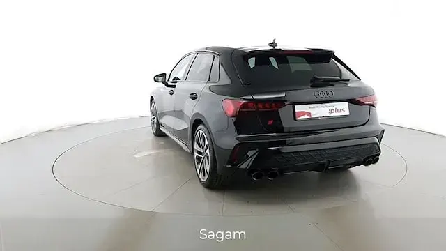 Gebraucht Audi S3 Ambiente 333 PS (244 kW) 2025 Schwarz Limousine