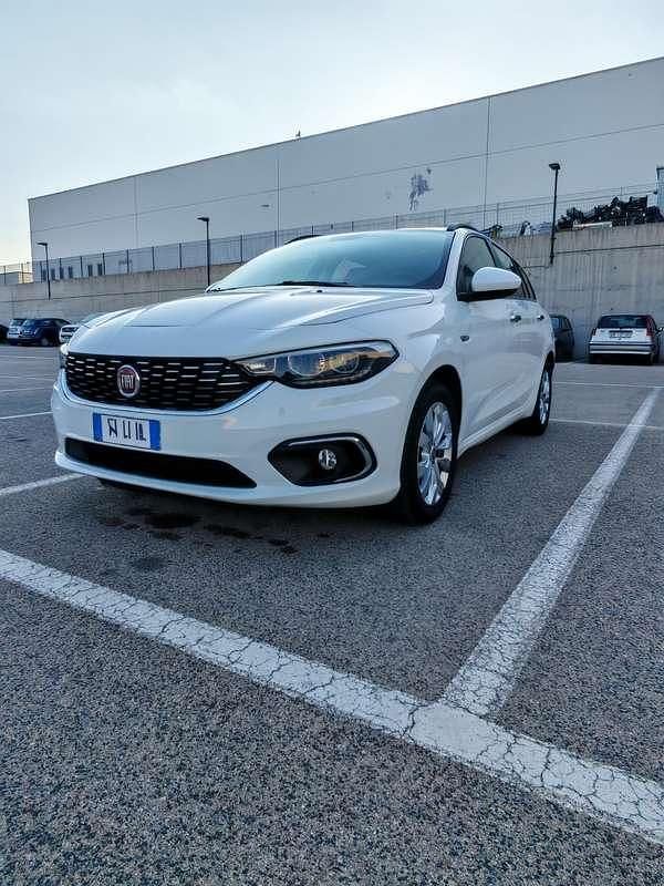 Usata Fiat Tipo Lounge 120 CV (88 kW) 2020 Bianco Station wagon