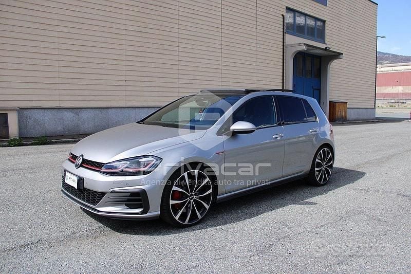 Usata VW Golf VII GTI 245 CV (180 kW) 2019 Grigio Utilitaria