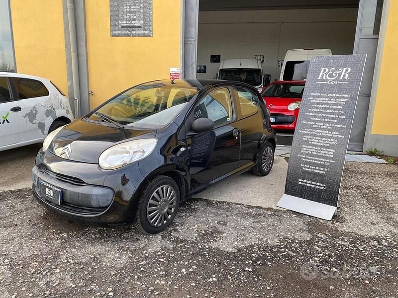 Nero Usata 2007 Citroën C1 Utilitaria | 1990 € (Ottimo prezzo) - Immagine 1/4