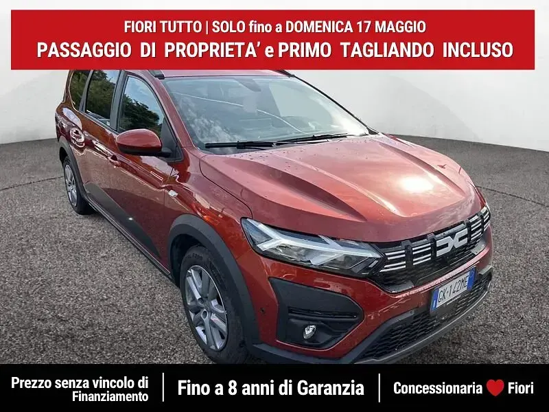 Occasion Dacia Jogger Expression 101 ch (74 kW) 2023 Terracotta Monospace