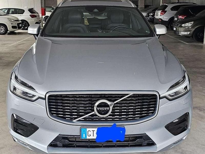 Usata Volvo XC60 R-Design 250 CV (183 kW) 2018 Argento SUV