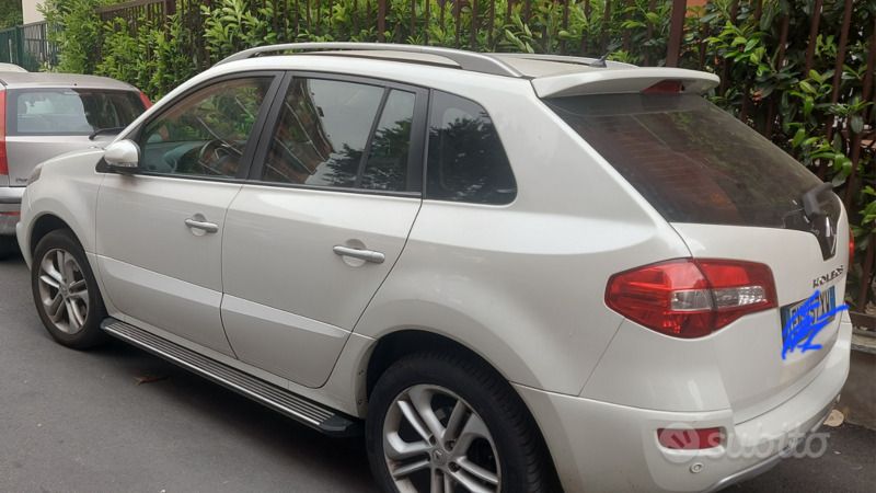 Usata Renault Koleos 150 CV (110 kW) 2012 Bianco SUV