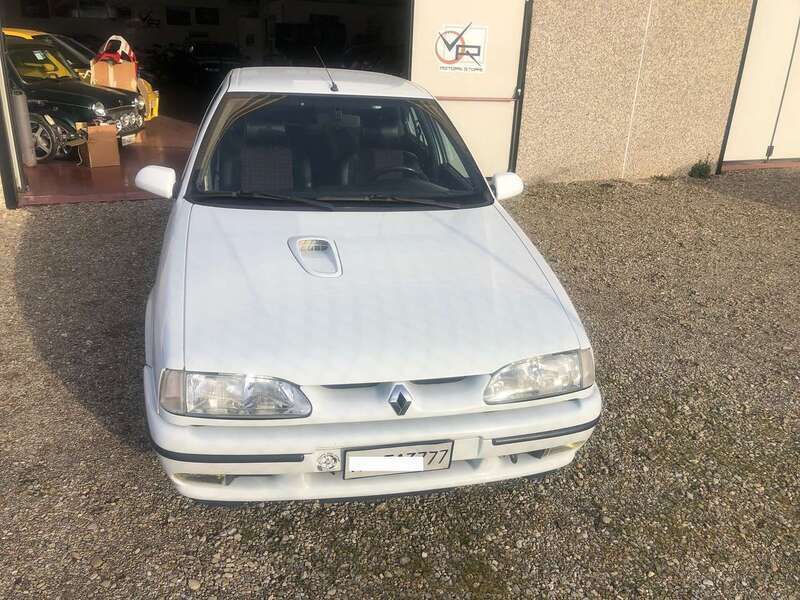 Usata Renault 19 135 CV (99 kW) 1992 Bianco Berlina