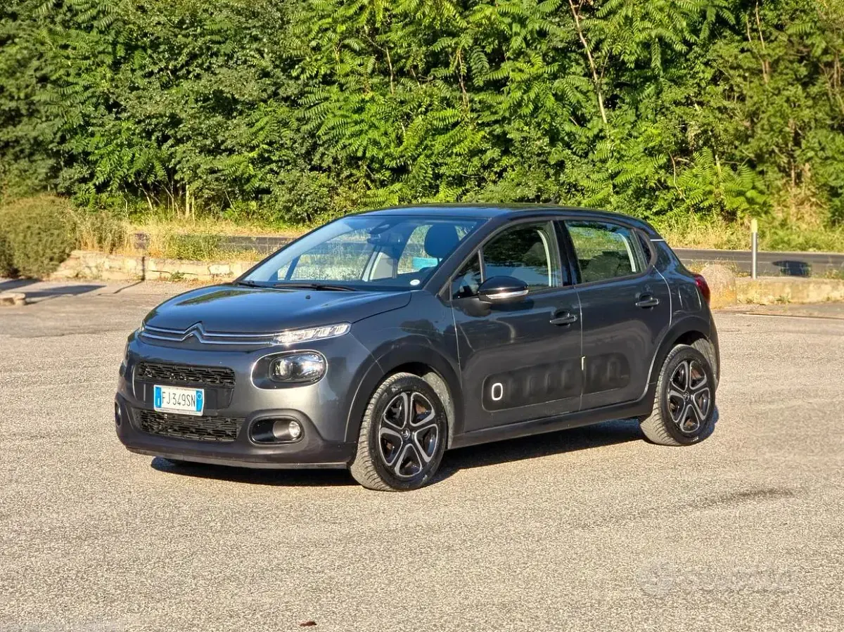 Usata Citroën C3 Shine 99 CV (72 kW) 2017 Grigio Berlina