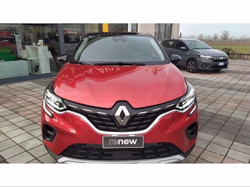 Usata Renault Captur Intens 143 CV (105 kW) 2022 Rosso SUV