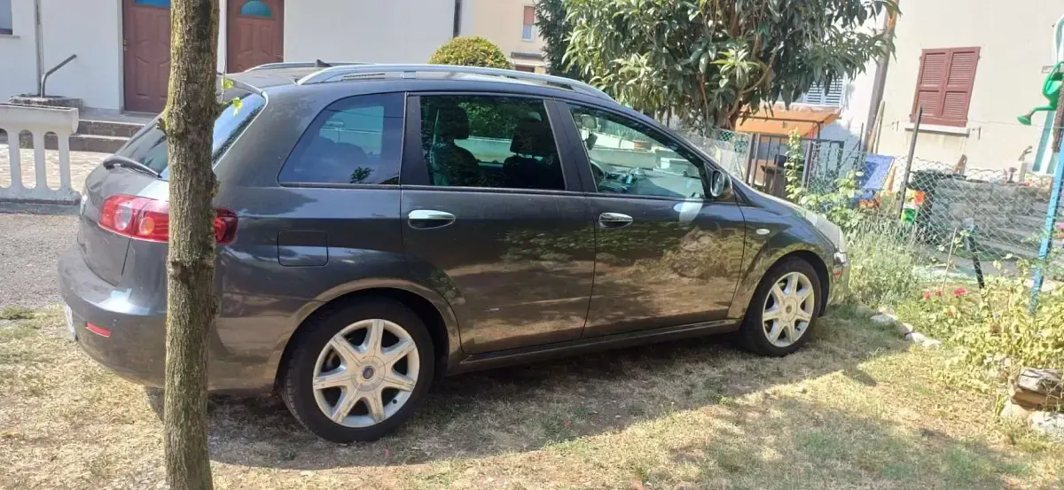 Usata Fiat Croma Dynamic 150 CV (110 kW) 2005 Station wagon
