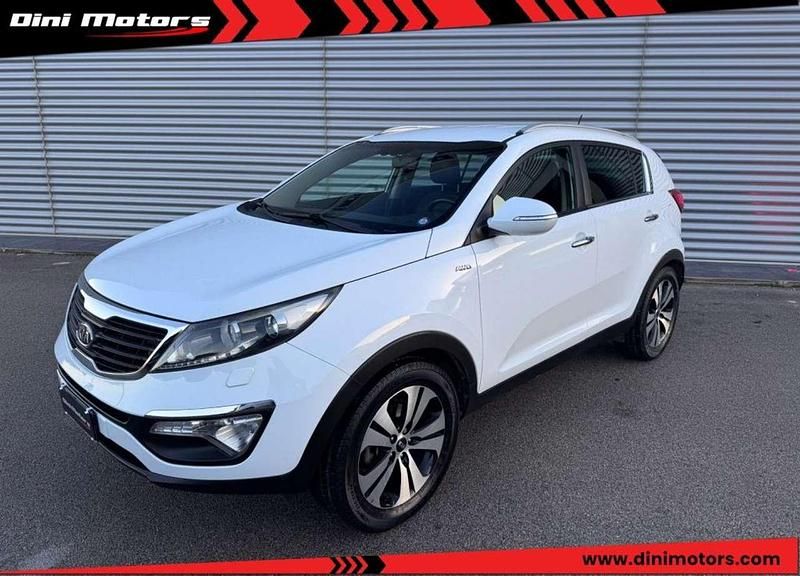 Bianco Usata 2011 Kia Sportage SUV | 6800 € (Buon prezzo) - Immagine 1/4