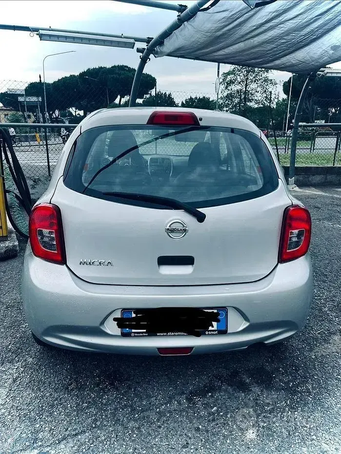 Usata Nissan Micra 80 CV (58 kW) 2015 Grigio Utilitaria