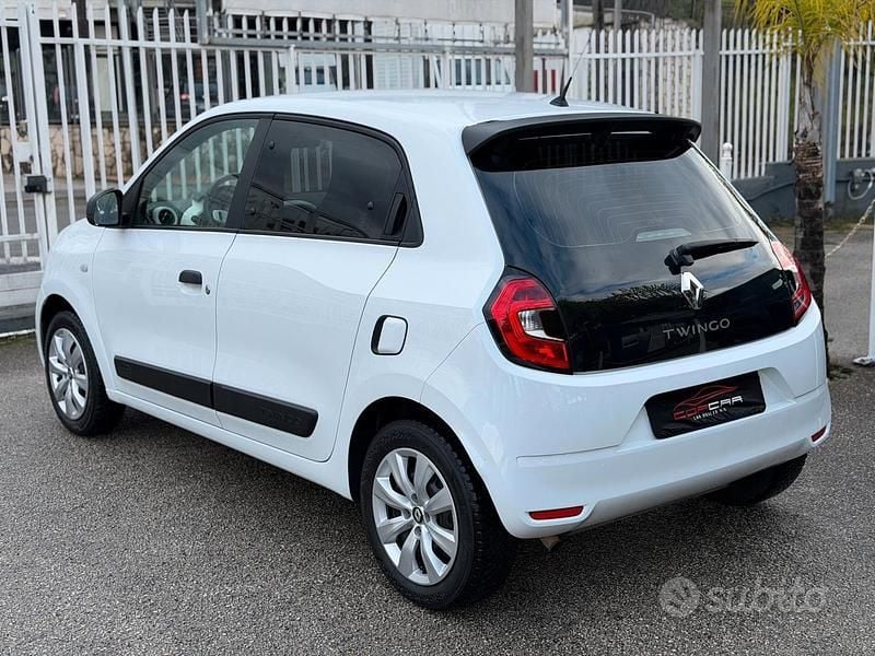 Usata Renault Twingo SE 65 CV (47 kW) 2019 Bianco Utilitaria