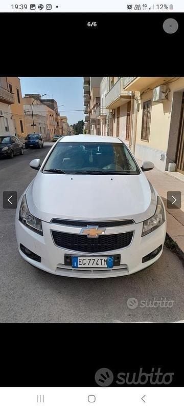 Bianco Usata 2011 Chevrolet Cruze Tre volumi | 3500 € (Buon prezzo) - Immagine 1/4