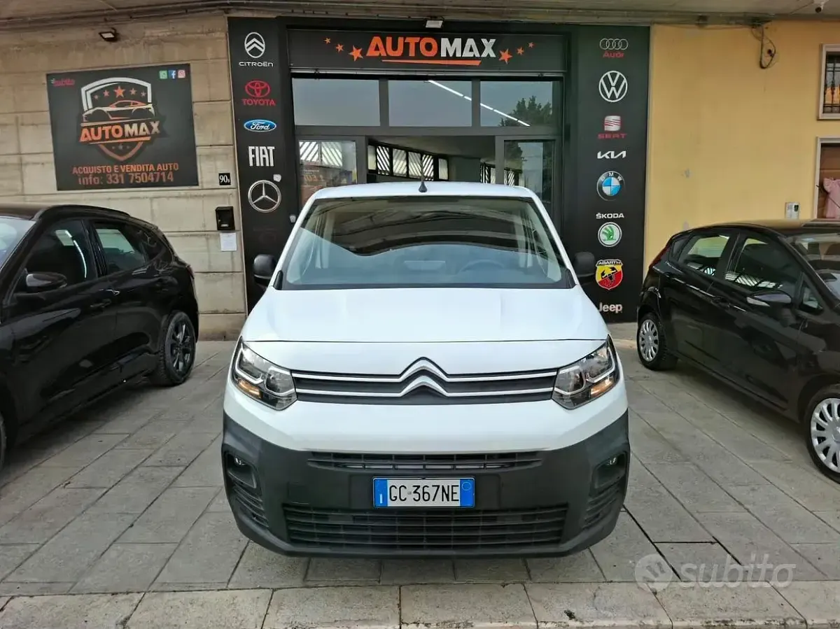 Usata Citroën Berlingo 102 CV (75 kW) 2021 Bianco Monovolume