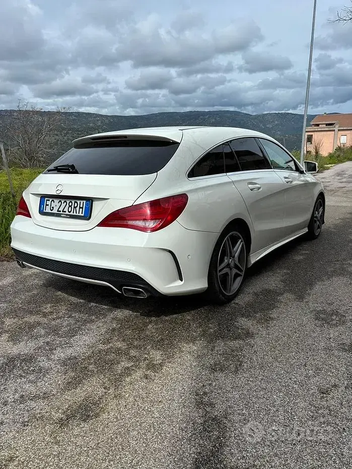 Usata Mercedes CLA200 Shooting Brake 136 CV (100 kW) 2015 Bianco Station wagon