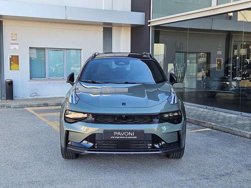 Blu/azzurro Nuova 2025 Lynk & Co 01 SUV | 32.863 € (Cara) - Immagine 1/4