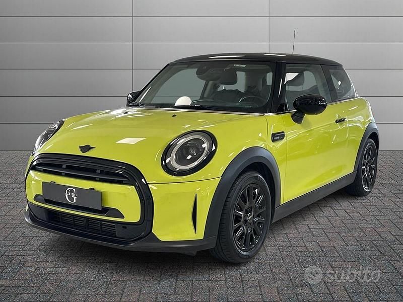 Usata Mini Cooper Classic 136 CV (100 kW) 2023 Giallo Utilitaria